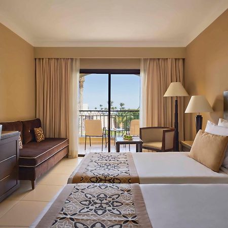 Jaz Neo Dar El Madina Hotell Coraya Bay Exteriör bild
