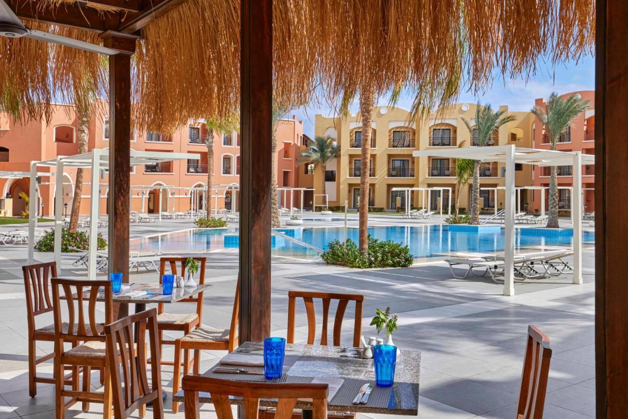 Jaz Neo Dar El Madina Hotell Coraya Bay Exteriör bild