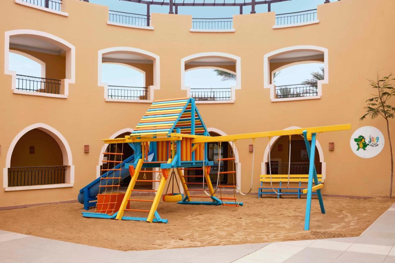 Jaz Neo Dar El Madina Hotell Coraya Bay Exteriör bild