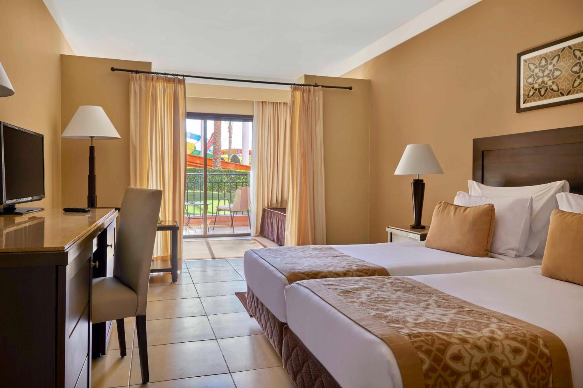 Jaz Neo Dar El Madina Hotell Coraya Bay Exteriör bild