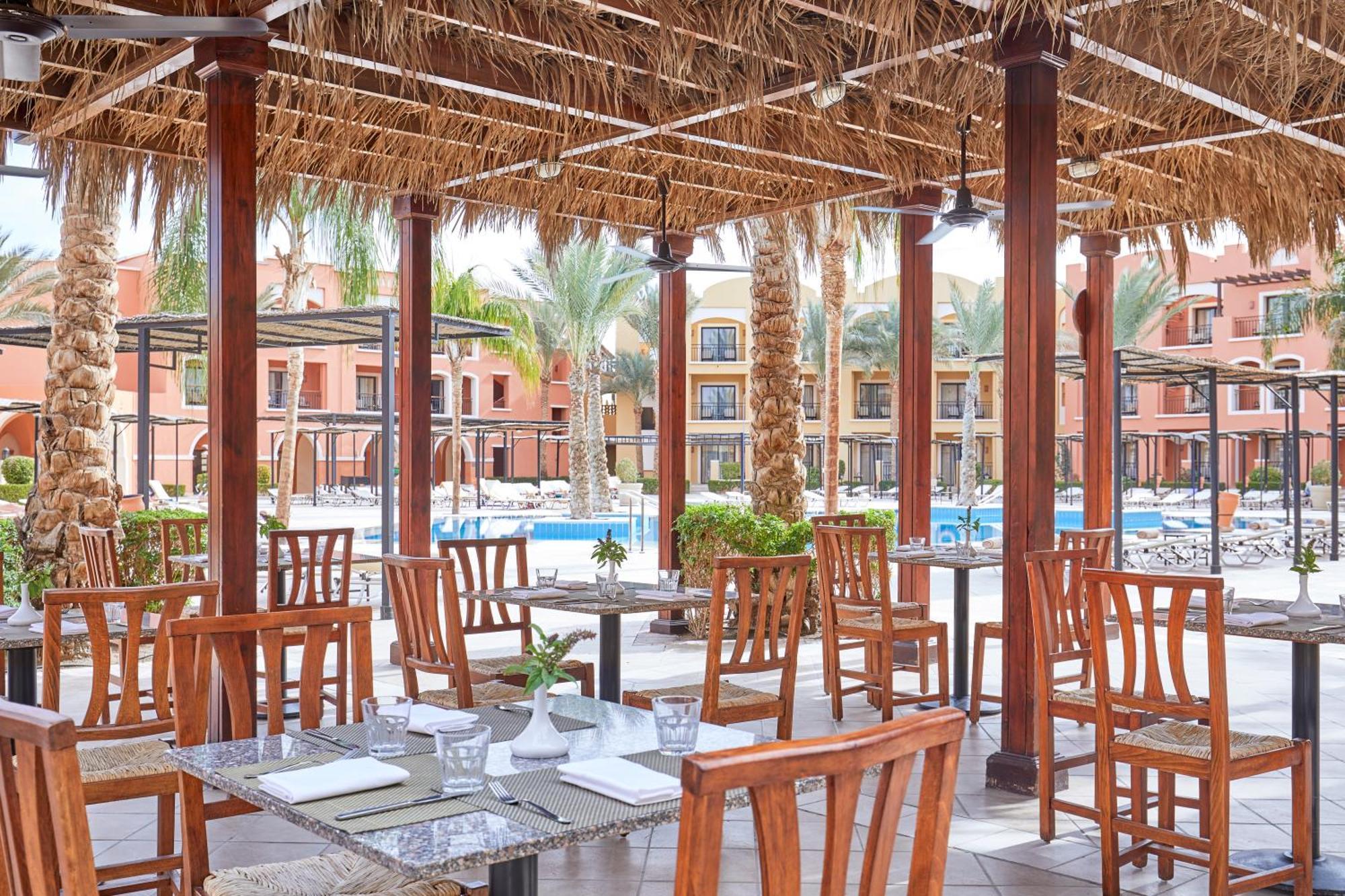 Jaz Neo Dar El Madina Hotell Coraya Bay Exteriör bild